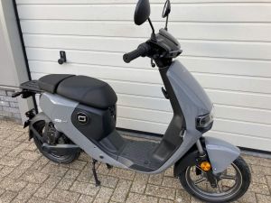 Super Soco CuMini elektrische snorscooter