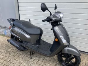 Sym Fiddle 2 E5 Injectie
