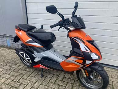 tweedehands scooter kopen